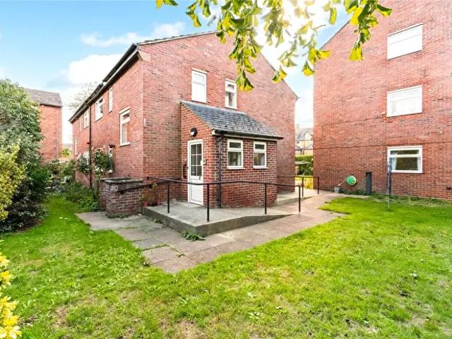 1 Bedroom Apartment To Rent In Walton Manor Court, Oxford, Oxfordshire, OX2