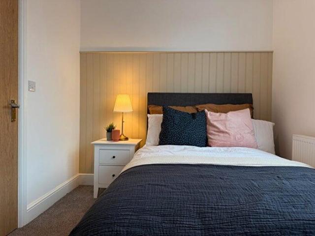 1 Bedroom Apartment To Rent In William Street, Rugby, CV21