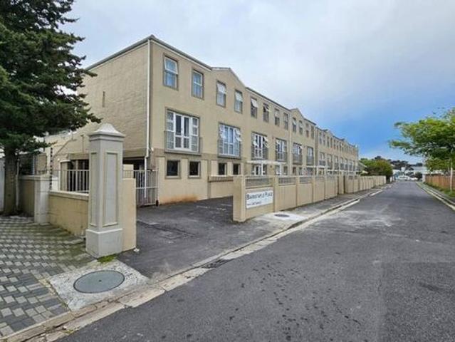 1 Bedroom apartment to rent in Wynberg, Cape Town
