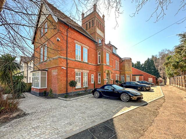 1 Bedroom Apartment To Rent In The Towers Blagreaves Lane Littleover, Derby, Derbyshire, DE23