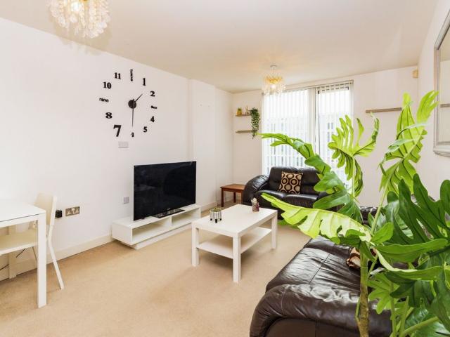 1 bedroom apartment to rent Mortimer Square, Milton Keynes, Buckinghamshire, MK9