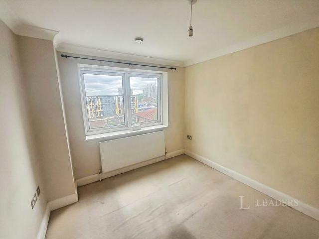 1 bedroom apartment to rent Park Street, Luton, Bedfordshire, LU1