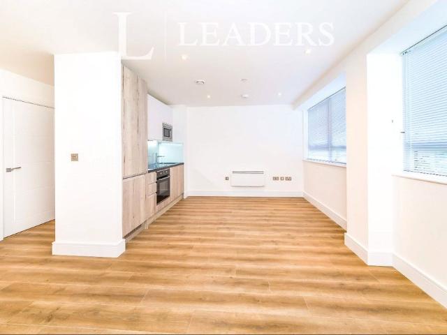 1 bedroom apartment to rent Wood Street, East Grinstead, West Sussex, RH19