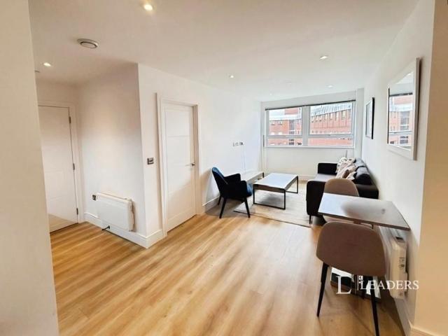 1 bedroom apartment to rent Wood Street, East Grinstead, West Sussex, RH19