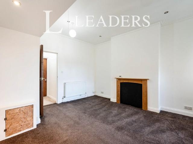 1 bedroom apartment to rent Waverley Road, Southsea, PO5