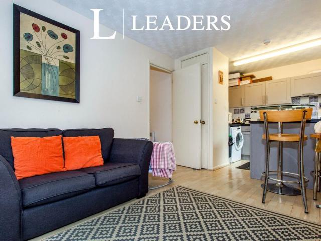 1 bedroom apartment to rent Tamarin Gardens, Cambridge, CB1