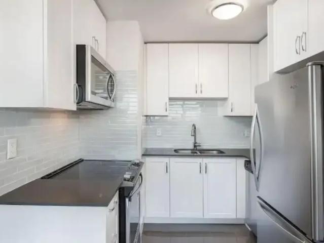 1 Bedroom Apartment Toronto ON 102752652