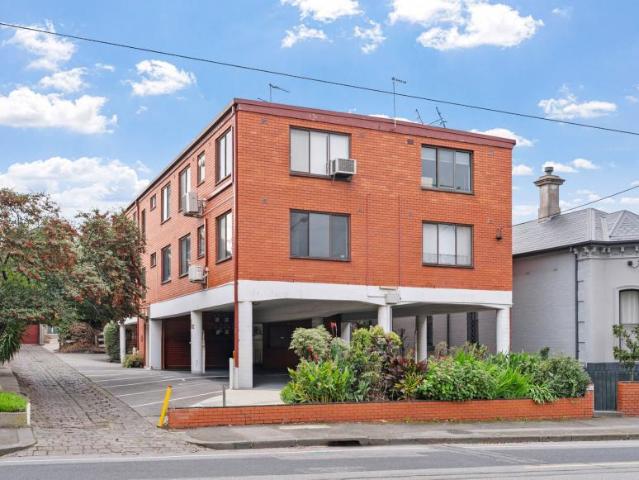 1 Bedroom Apartment Travancore VIC 103414843
