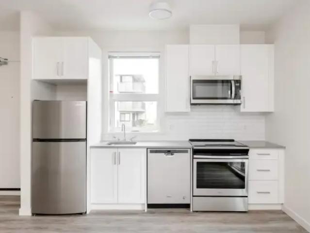 1 Bedroom Apartment Victoria BC 103541640