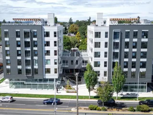 1 Bedroom Apartment Victoria BC 105580630
