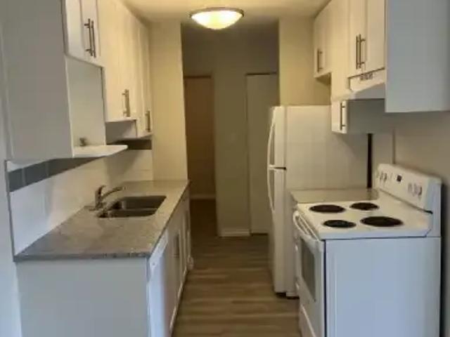 1 Bedroom Apartment Wetaskiwin AB 105703400