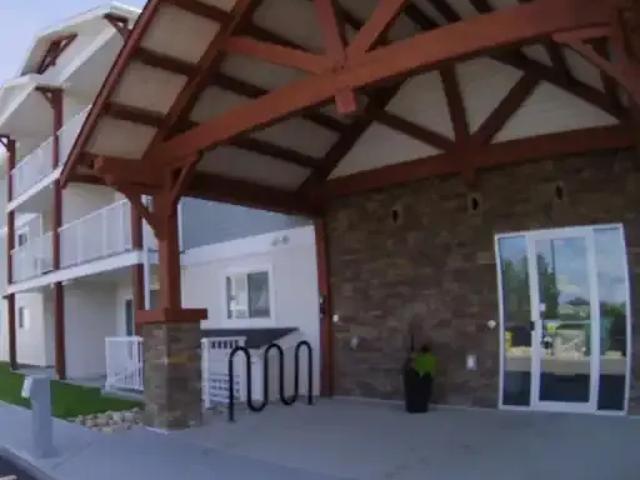 1 Bedroom Apartment Whitecourt AB 97051492