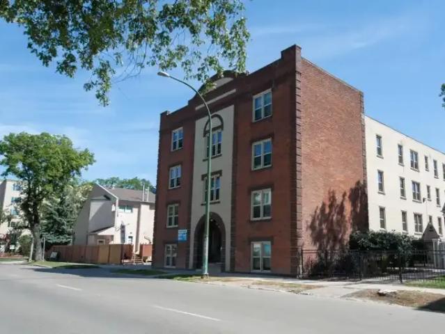 1 Bedroom Apartment Winnipeg MB 103878679