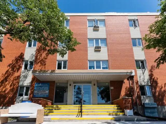 1 Bedroom Apartment Winnipeg MB 104984864