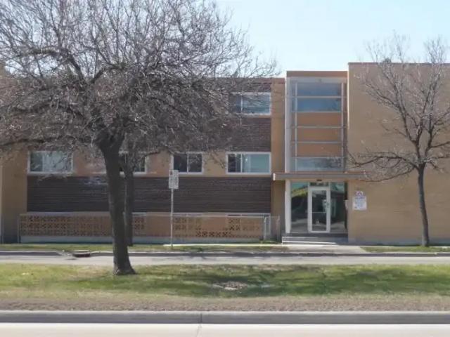1 Bedroom Apartment Winnipeg MB 105466299