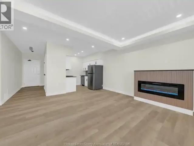 1 Bedroom Apartment Windsor ON 105643423