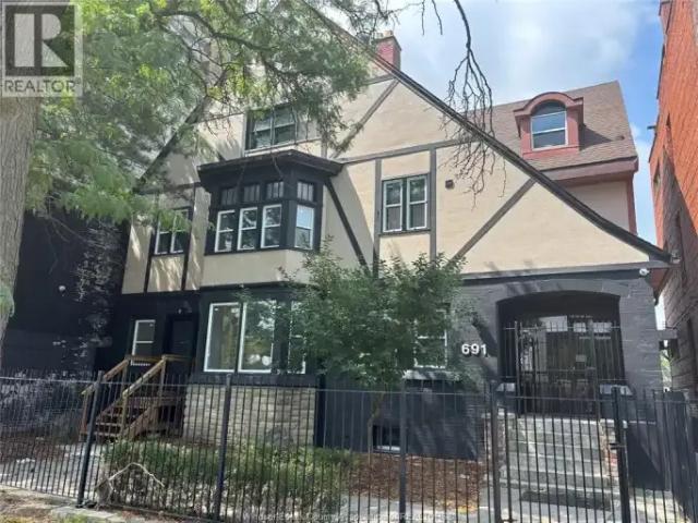 1 Bedroom Apartment Windsor ON 105643469