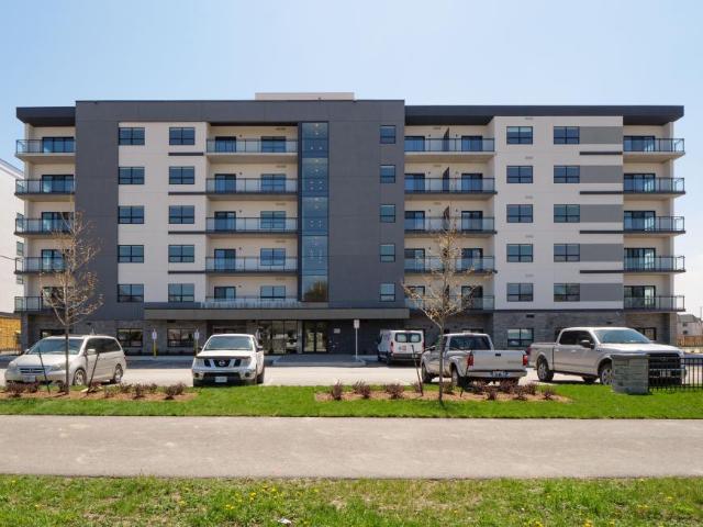 1 Bedroom Apartment Windsor ON 91000444