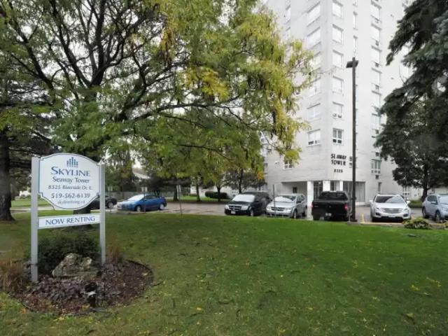 1 Bedroom Apartment Windsor ON LS104140489