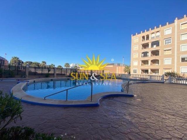1 BEDROOM APARTMENT WITH COMMUNAL POOL IN GUARDAMAR DEL SEGURA
