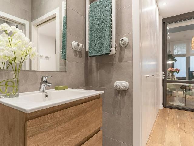 1 Bedroom Apartment with Communal Rooftop Terrace in Les Corts, Barcelona Amsterdam Apartments for Rent