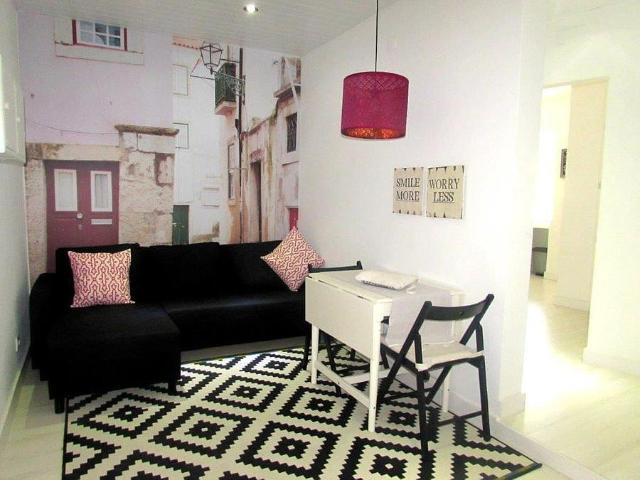 1 Bedroom Apartment with a view, Praça da Alegria, Lisboa