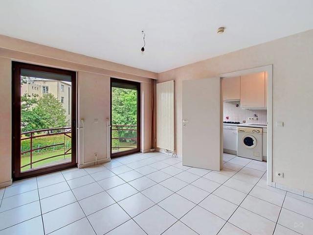 1 Bedroom Apartment with Balcony, Cellar & Parking