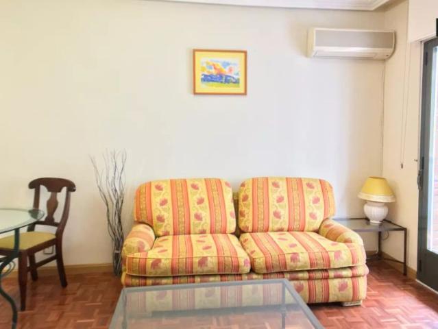 1 bedroom apartment with balcony for rent in Centro