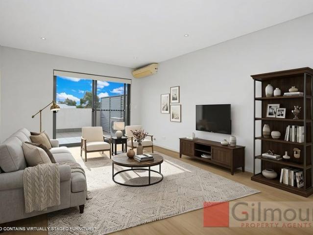 1 Bedroom Apartment with Oversized Balcony