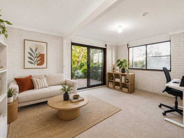 1 bedroom apartment with parking & peaceful outlook