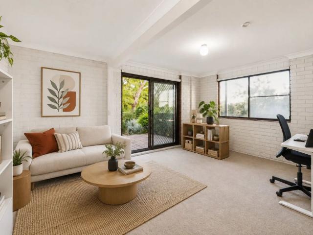 1 bedroom apartment with parking & peaceful outlook