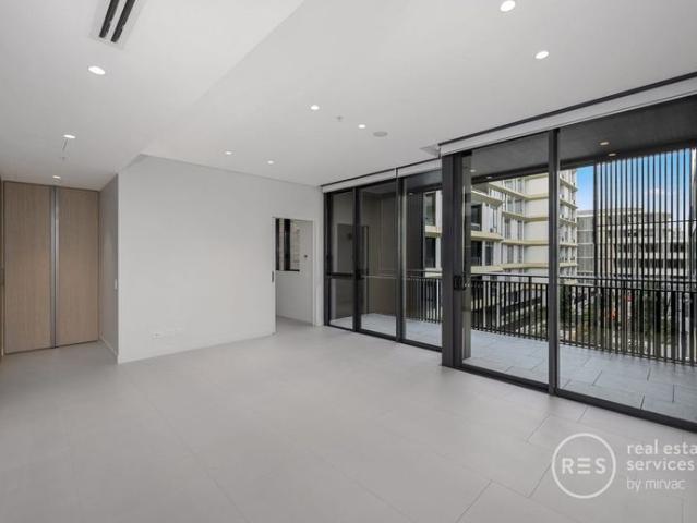 1 Bedroom Apartment with Parking & Study in NINE by Mirvac