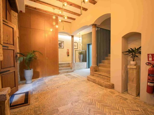 1 Bedroom Apartment with Private Terrace in Carmen, Valencia Amsterdam Apartments for Rent