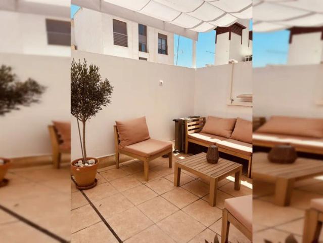 1 bedroom apartment with private terrace in the center of Malaga, bills included