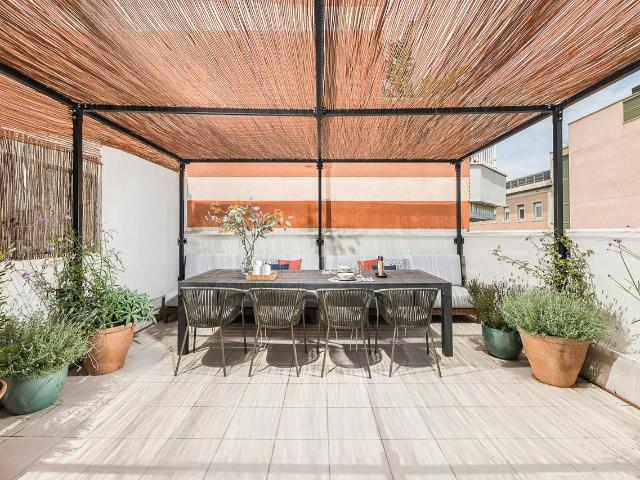 1 Bedroom Apartment with Terrace in Eixample, Barcelona Amsterdam Apartments for Rent