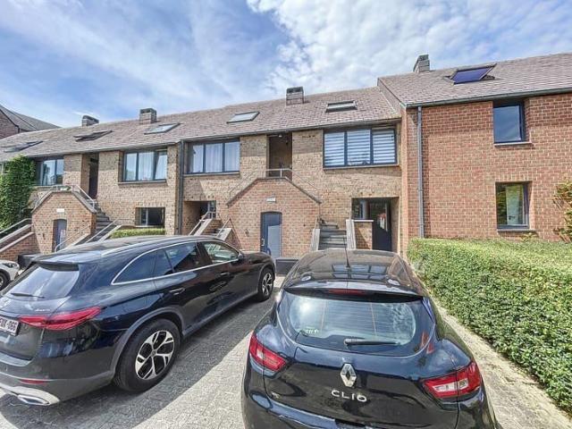 1 bedroom apartment with terrace + parking LLN