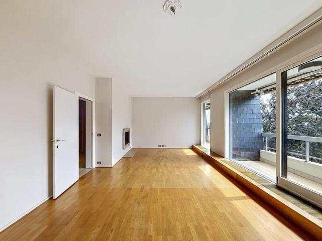 1 Bedroom Apartment with Terraces in a Green Setting