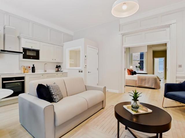 1 Bedroom Apartment