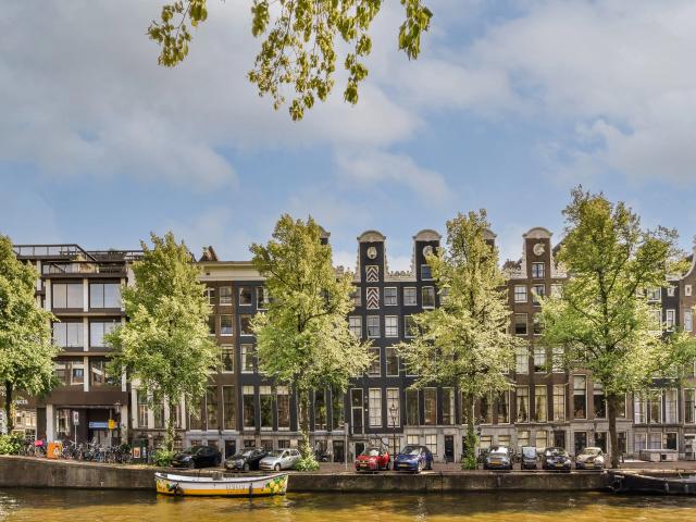 1 bedroom Appartement Surface Area: 122m2