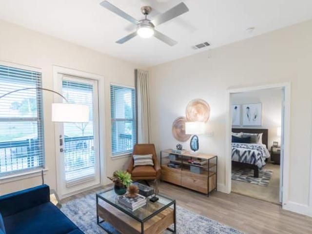 1 bedroom, Arlington TX 76011 105855367