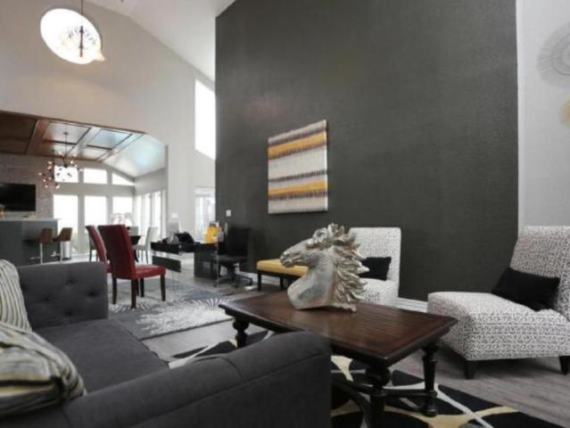 1 bedroom, Arlington TX 76012 102764571