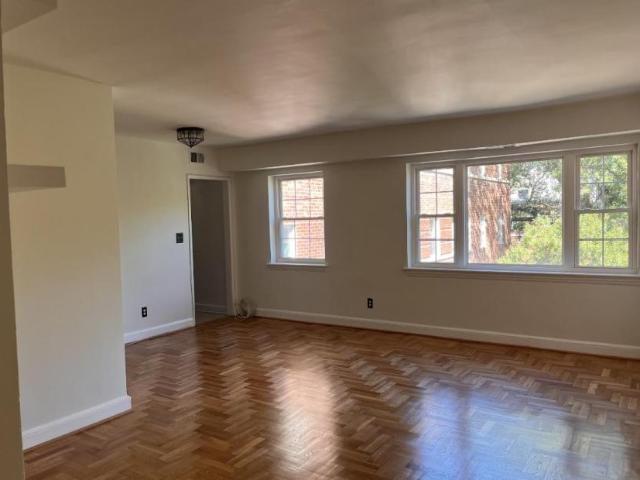 1 bedroom, Arlington VA 22209 105989753