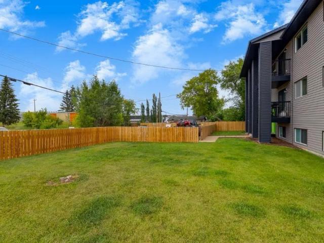 1 Bedroom at Cliff Manor Apartments