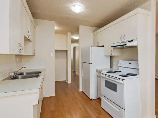 1 Bedroom at Allen Manor