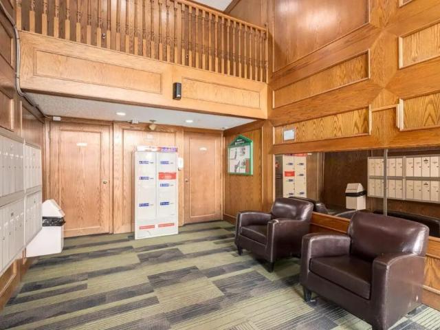 1 Bedroom at Hudson Court