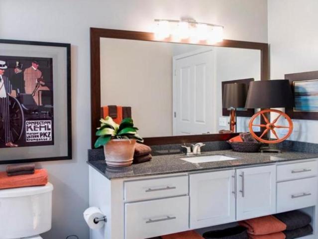 1 bedroom, Atlanta GA 30318 102286709