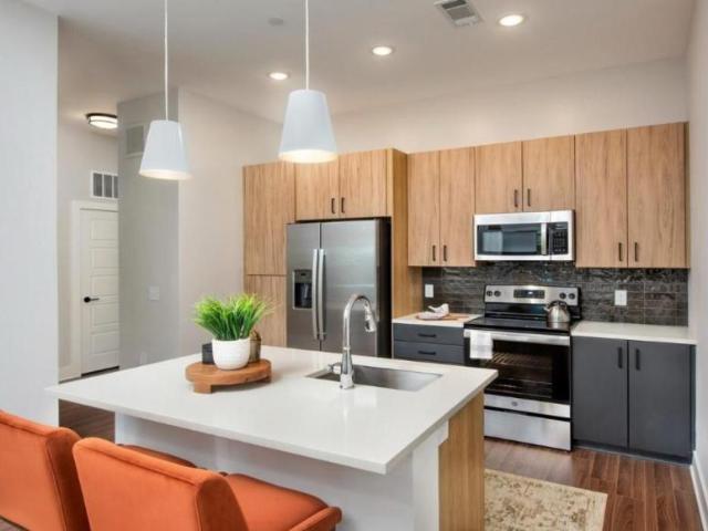 1 bedroom, Atlanta GA 30326 104300542