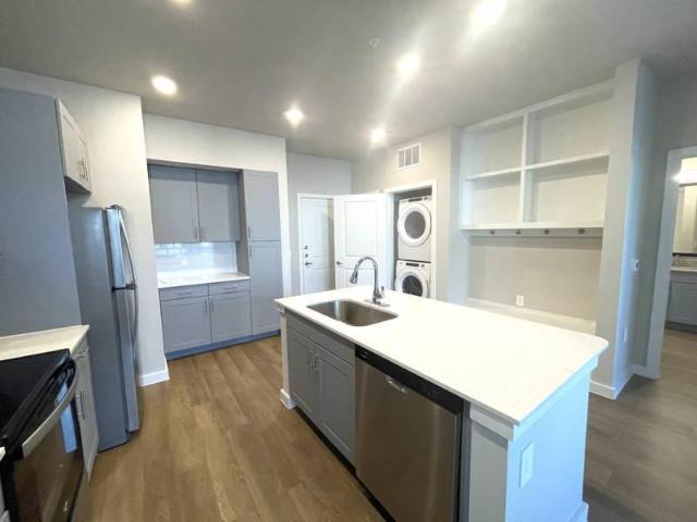 1 bedroom, Aubrey TX 76227 101985645