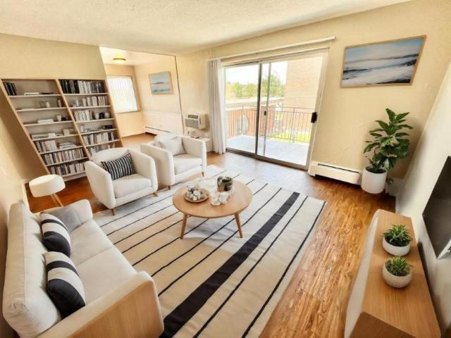 1 bedroom, Aurora CO 80010 103316430