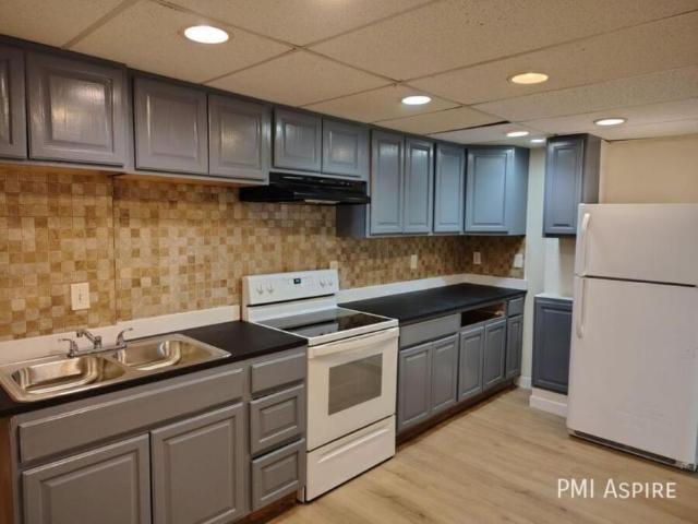 1 bedroom, Aurora CO 80010 103517157